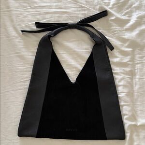 Dolce Vita Marie Tote- Black